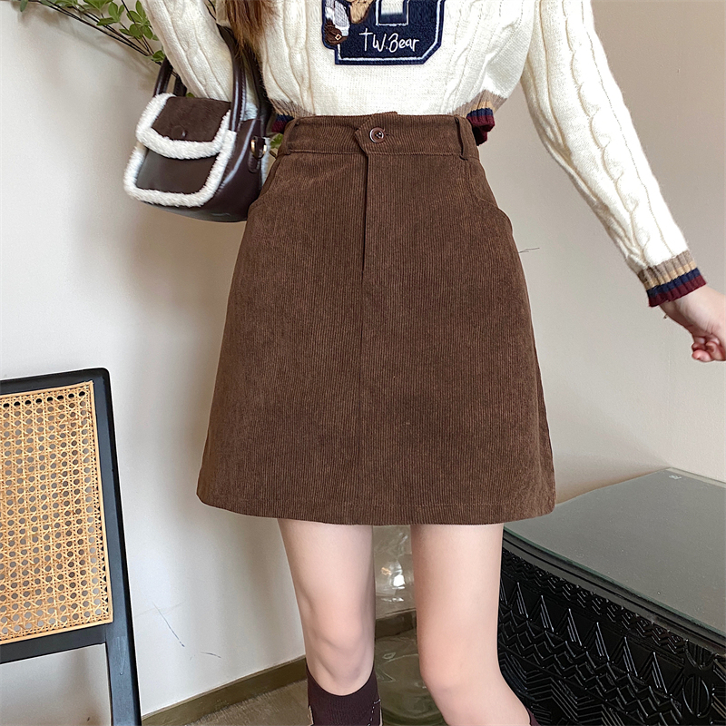Autumn and winter coffee-colored skirt corduroy short skirt small brown high-waisted A-line hip skirt plus size fat girl