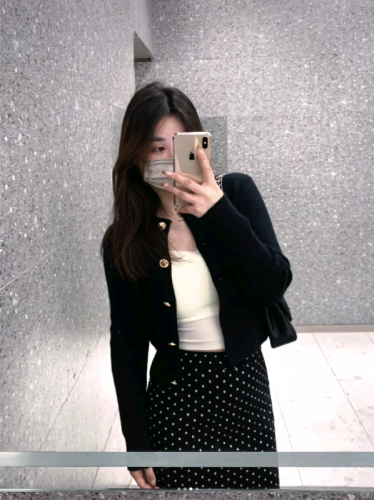 Xiaoxiang style gold button knitted cardigan top jacket for women spring and autumn new style gentle and high-end short knitted sweater