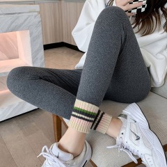 Large size new gray threaded leggings for women in autumn and winter, high-waisted outer wear, autumn pants, autumn and winter plus velvet to keep warm