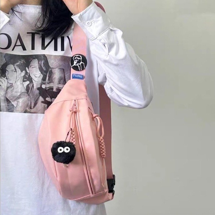 Lightweight, waterproof, cute, niche Japanese style waist bag, fresh chest bag, simple and versatile Hong Kong style multi-layered girl's shoulder bag