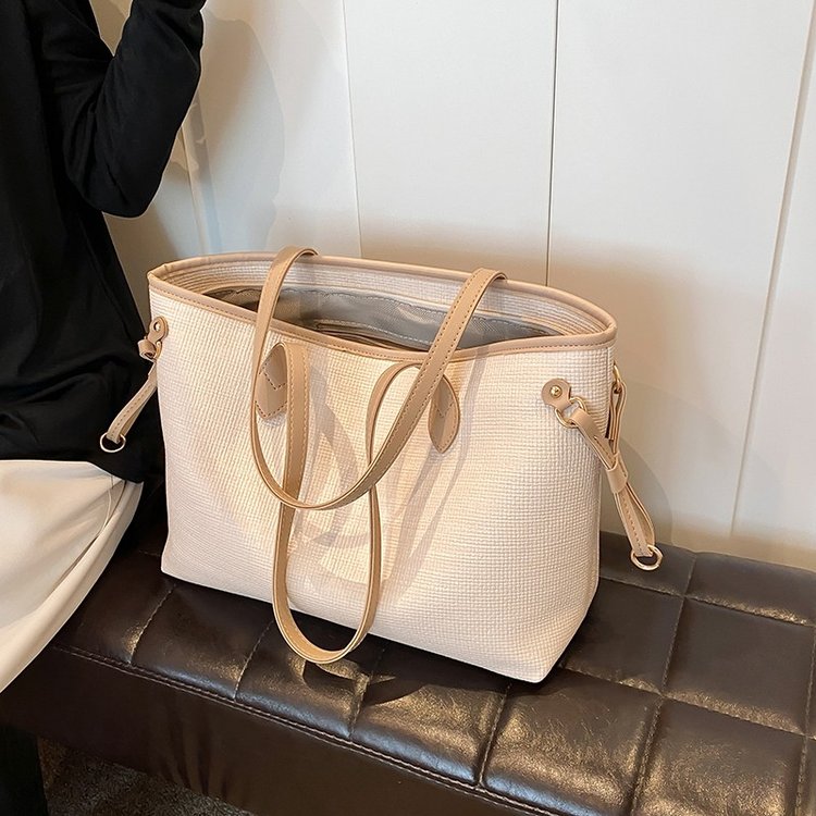 High-end large-capacity bag, new cross-body bag for women, fashionable commuter shoulder bag, Internet celebrity hot style tote