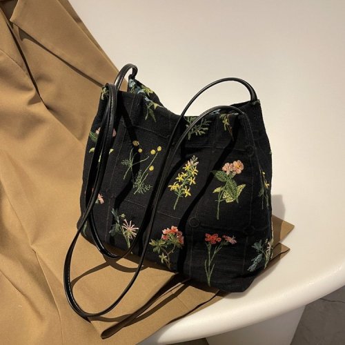 Large-capacity embroidered tote bag for women 2024 spring and summer new niche canvas embroidered shoulder bag commuter bucket bag