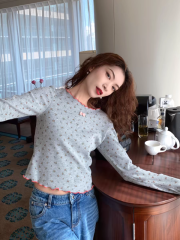 Contrast color waffle floral Korean blogger sweater T-shirt