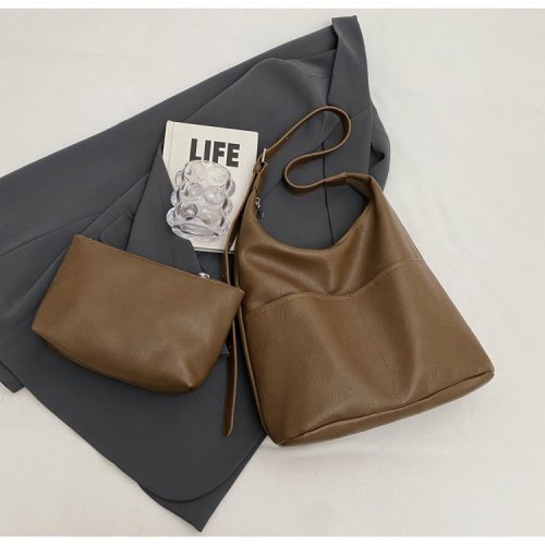 Bucket bag for women 2024 new trendy autumn and winter high-end versatile this year's popular women's retro shoulder crossbody bag