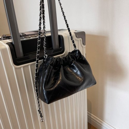 Bags for women 2024 spring and summer new small square bag Korean pleated portable crossbody bag chain armpit cloud shoulder bag