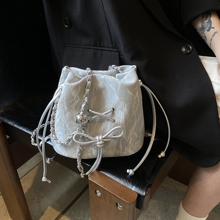 Summer popular popular small bag for women 2024 new versatile chain crossbody bag high-end ballet style bucket bag