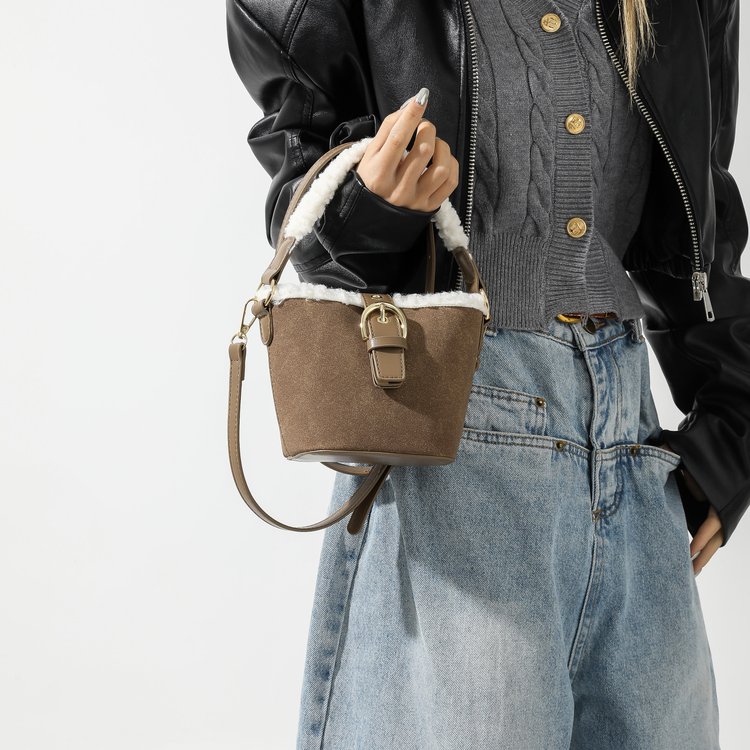 Western-style Korean style bucket bags, handbags, fashionable and versatile shoulder crossbody bags, cross-border solid color small square bags