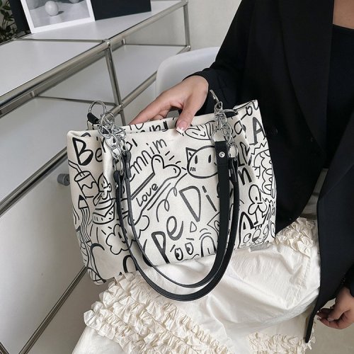Cute Graffiti Letters Casual Tote Bag Women's Bag 2024 New Trendy Fashion Large Capacity Popular Shoulder Bag