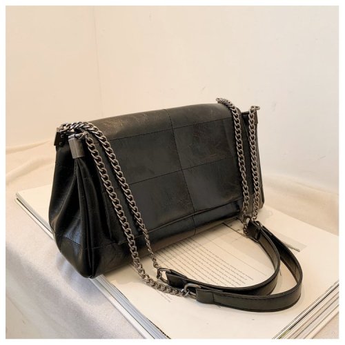 Bags for women, new large capacity, trendy and versatile autumn and winter commuter bags, niche chain crossbody bags, shoulder bags, large bags