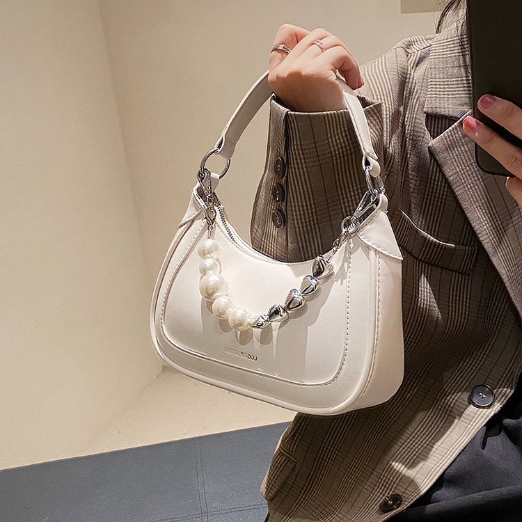 High-end niche design bag 2024 new women's popular texture crossbody bag versatile single shoulder armpit small square bag