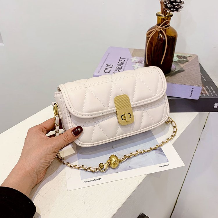 Versatile ins fashion small bag women's new style embroidered thread texture shoulder bag chain autumn and winter crossbody bag