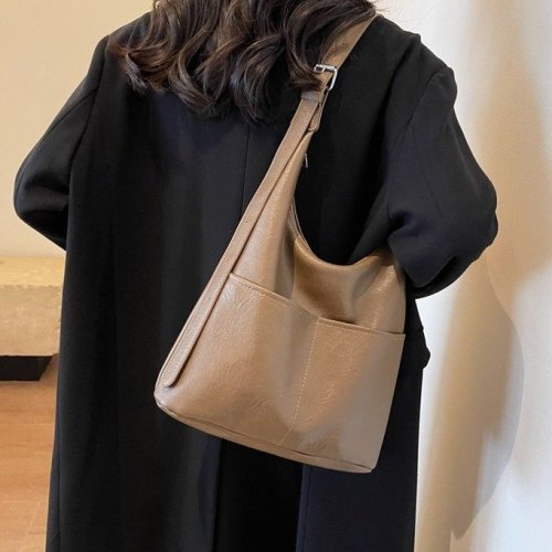 Bucket bag for women 2024 new trendy autumn and winter high-end versatile this year's popular women's retro shoulder crossbody bag