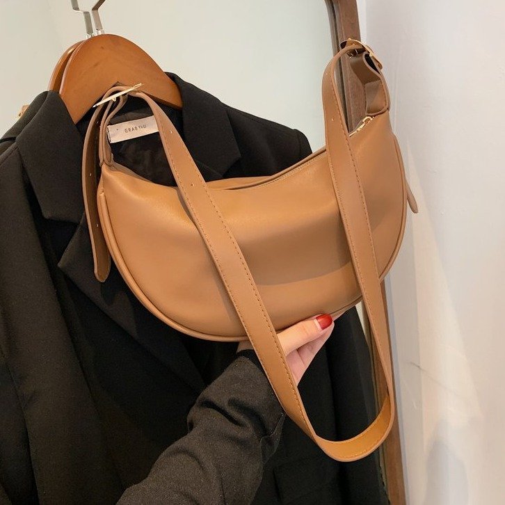 High-end sense bag niche design women's bag 2024 new fashion casual women's crossbody bag versatile dumpling bag