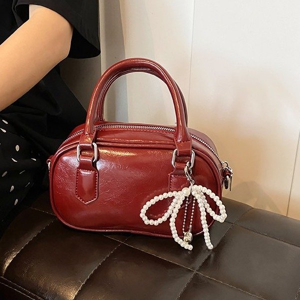 Cross-border fashion handbags for women 2024 new high-end versatile shoulder crossbody bag, stylish work and commuting bag