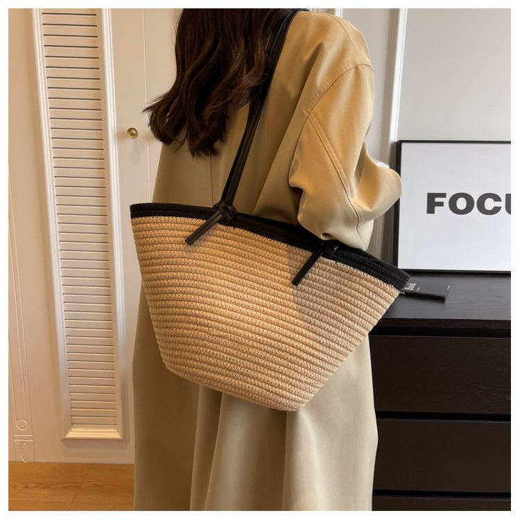 Fashion Commuting Large Capacity Straw Bag Women's 2024 New Summer Popular Hot Style Shoulder Bag Tote Bucket Bag