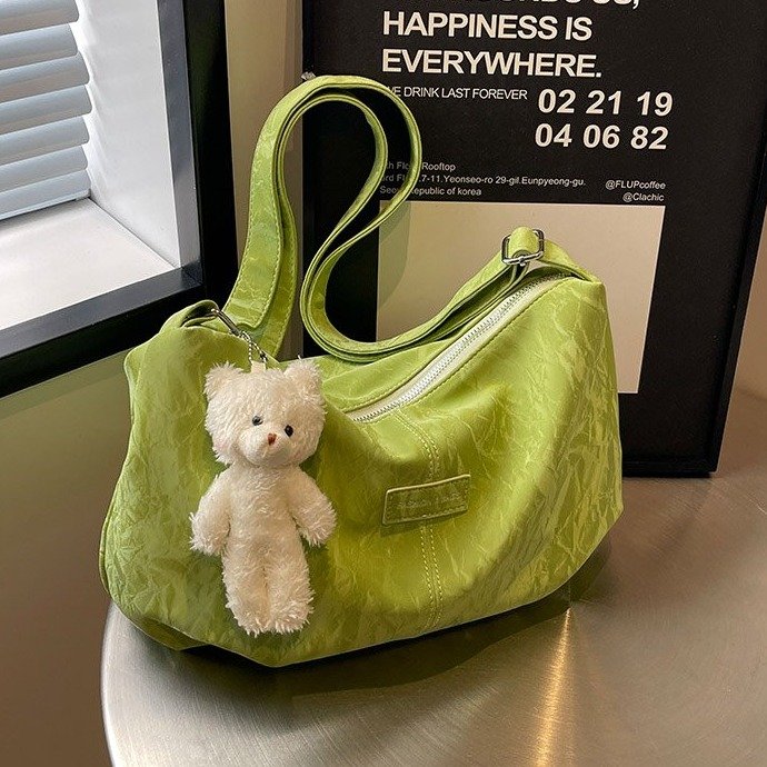 This year's popular big bag 2024 new forest style versatile commuting high-end velvet large capacity lightweight tote bag is trendy