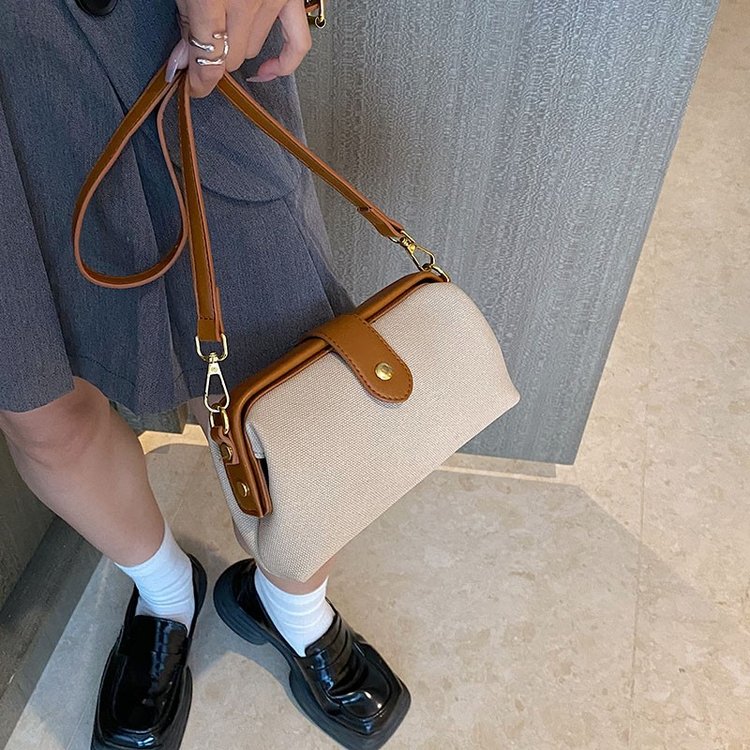Puli retro French new style 2024 high-end light luxury soft leather texture contrasting color temperament cross-border single shoulder crossbody bag