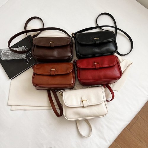 Simple commuter crossbody bag for women 2024 new versatile niche design fashionable women's bag texture ins shoulder bag