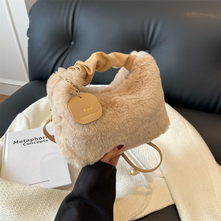 Internet celebrity popular fairy plush bag new autumn handbag cute plush women's bag single shoulder crossbody bag