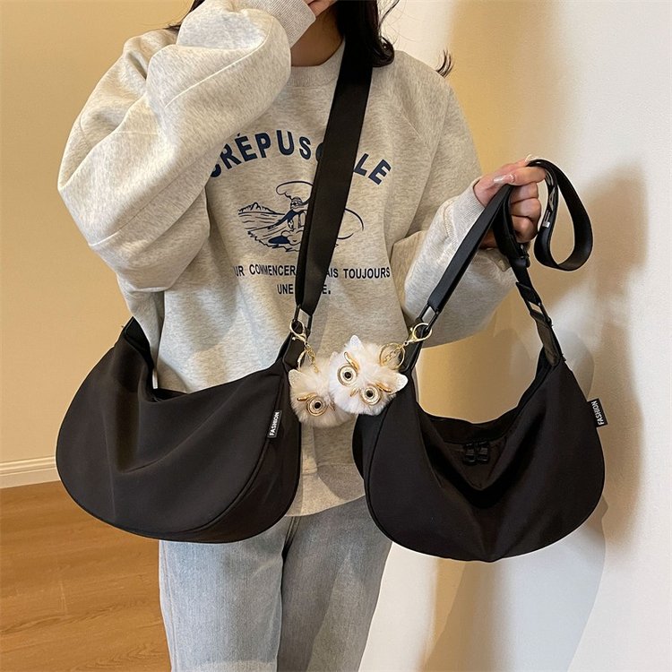 Student casual nylon canvas bag women's new trendy Korean version dumpling bag versatile large capacity crossbody bag