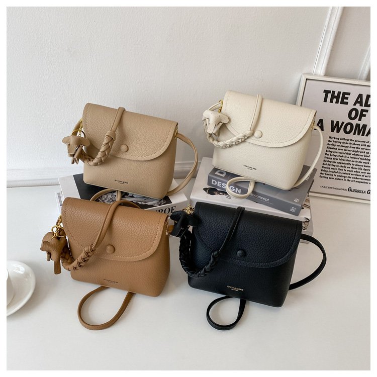 This year's popular Internet celebrity small bags, new trendy women's bags, Western-style and versatile cross-body bags, fashionable bucket bags