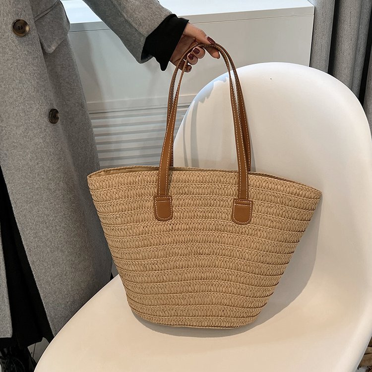 Straw bag women's large capacity 2024 new holiday beach straw bag woven vegetable basket commuter tote bucket bag