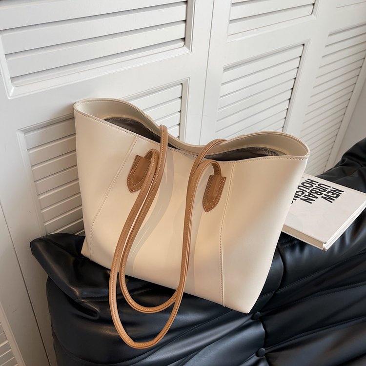 Large bag women's large capacity bag 2024 new versatile portable shoulder bag high-quality class commuting tote bag