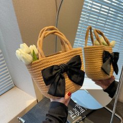 Straw bag women's new bag summer niche rattan holiday beach bag pastoral style portable woven bag