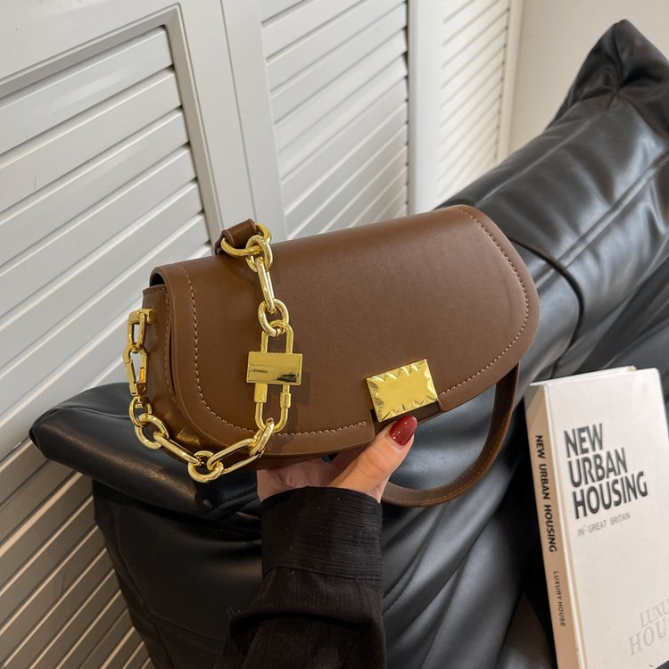 Retro bag for women 2024 new fashion shoulder bag niche design armpit bag for women high-end crossbody saddle bag