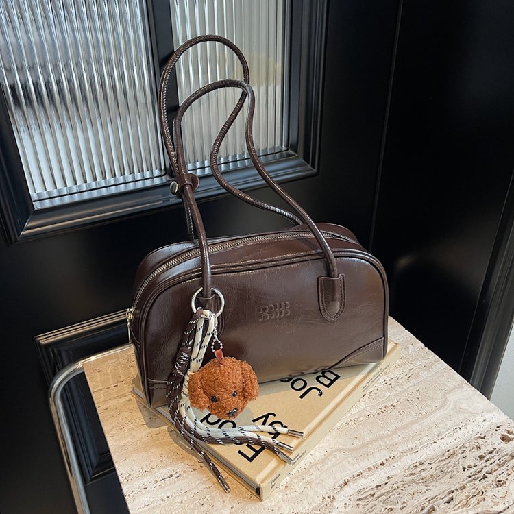 High-end texture large-capacity bag 2024 new women's bag autumn and winter style versatile single shoulder armpit bag handbag
