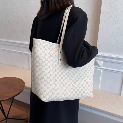 High-end large bag 2024 new trendy light luxury women's bag shoulder bag large capacity commuting versatile hand tote bag