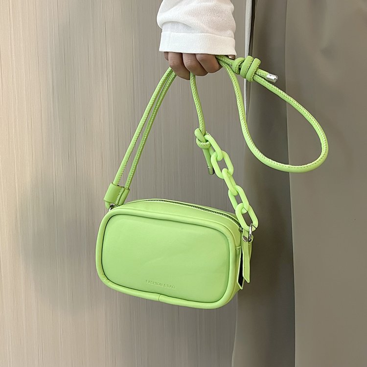 Solid color simple small square bag versatile envelope women's bag trendy candy color crossbody bag Korean style small bag mobile phone bag