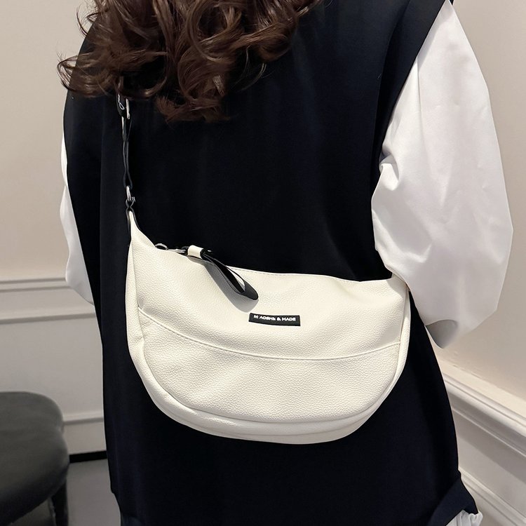 2024 New Diagonal Dumpling Bag, Lightweight Women's Bag, Light Luxury High-end Shoulder Bag, Fashionable Korean Versatile Casual Bag