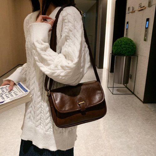 Simple commuter crossbody bag for women 2024 new versatile niche design fashionable women's bag texture ins shoulder bag