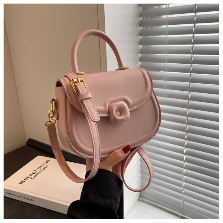 Korean style simple and fashionable portable saddle bag for women spring and summer new style fresh solid color foreign style casual one-shoulder crossbody bag for women