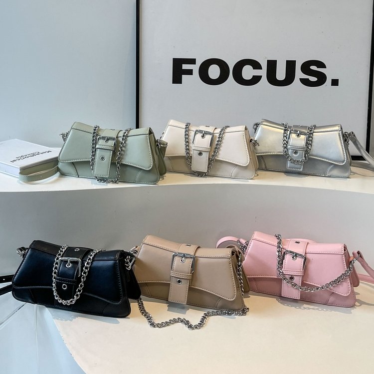 French niche bag 2024 new summer fashion versatile chain armpit bag trendy casual texture crossbody bag