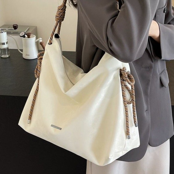 Large-capacity bag for women 2024 new fashion single shoulder cross-body bag for women personalized tote bag for class commuting women's bag