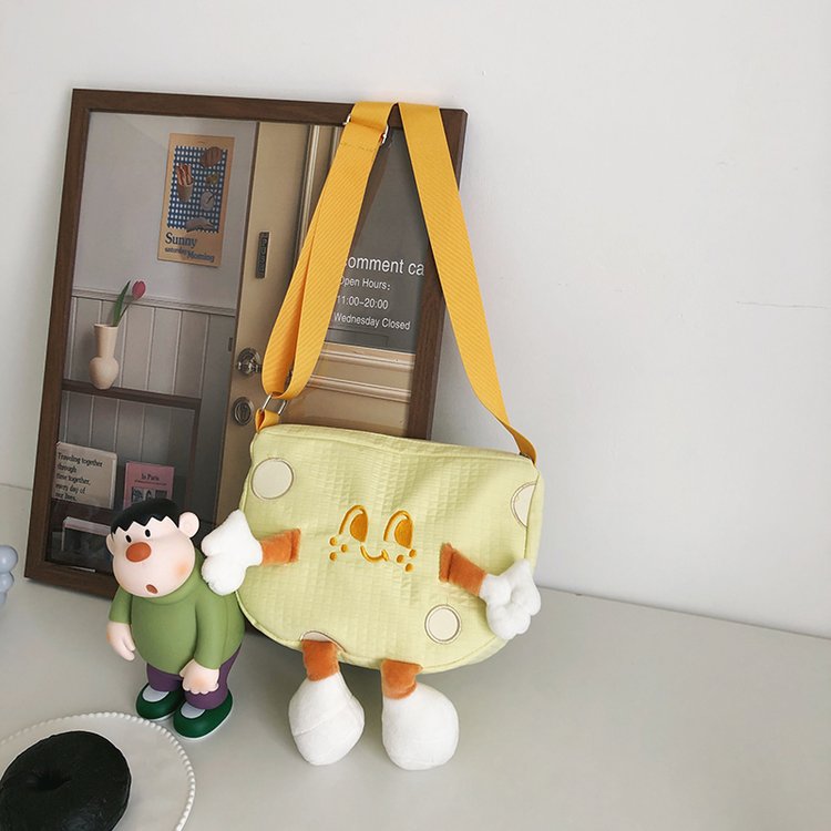 Japanese cute cute baby cheese cheese shoulder bag female Korean version small fresh solid color plaid soft girl student cross body bag