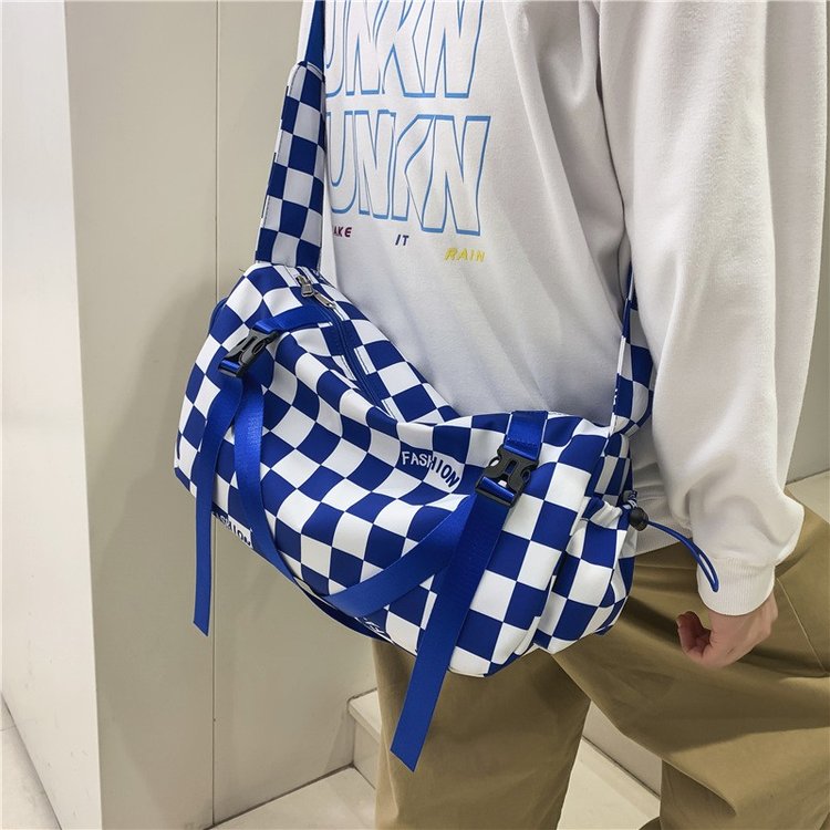 Ins style Japanese Harajuku large-capacity messenger bag for men Korean retro plaid bag trend checkerboard messenger bag for women