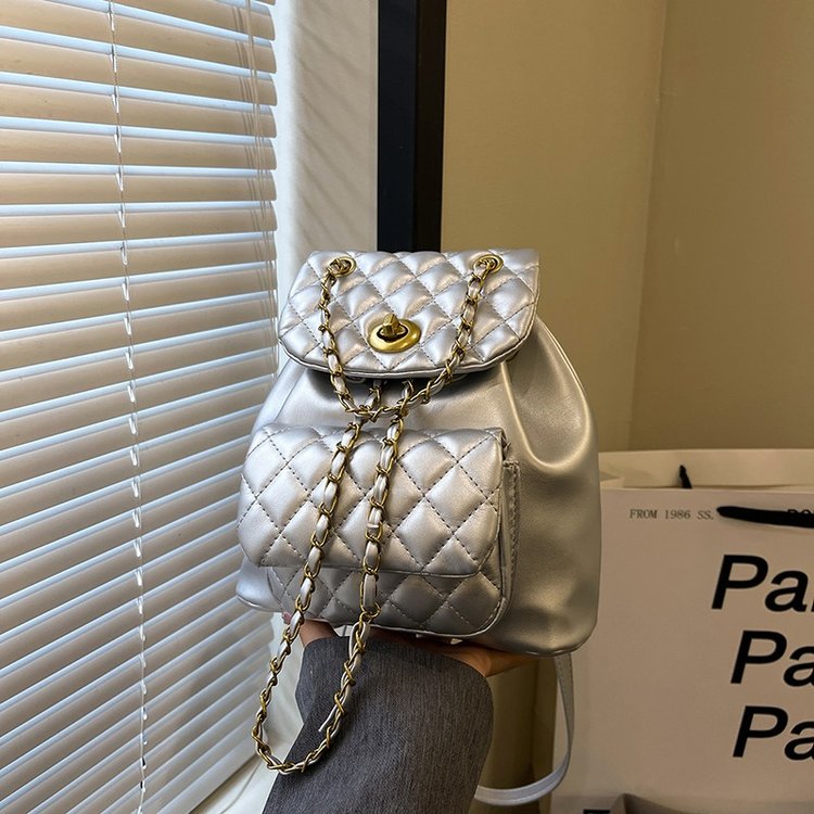 Backpack bag for women 2024 new style versatile rhombus chain backpack fashion travel mini school bag