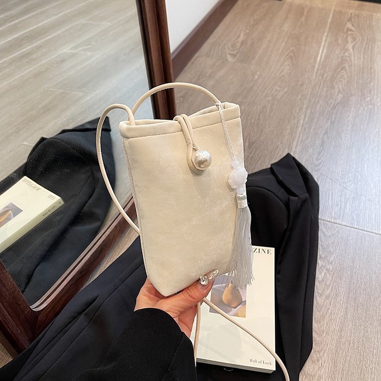 Mobile phone bag crossbody for women 2024 new fashion niche design high-end internet celebrity hot style small bag for mobile phone