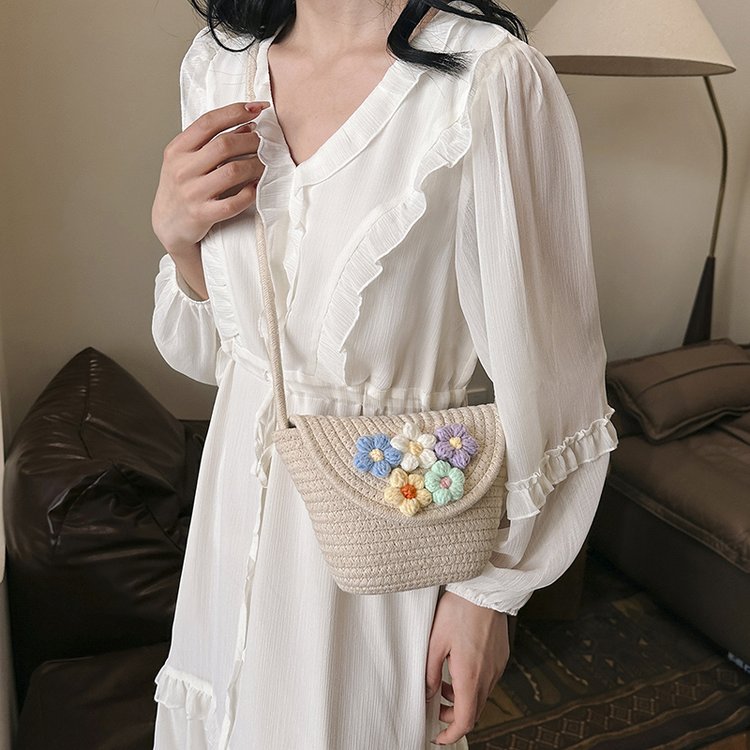Straw woven bags for women 2024 new casual and versatile retro rattan bucket bag seaside beach woven crossbody small bag