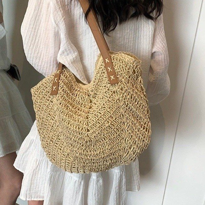 Woven straw bag women's large capacity new summer rattan French shoulder bag seaside beach tote bag