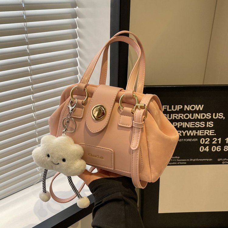 Textured fashionable handbags for women 2024 new trendy spring versatile niche textured foreign style single shoulder crossbody bag