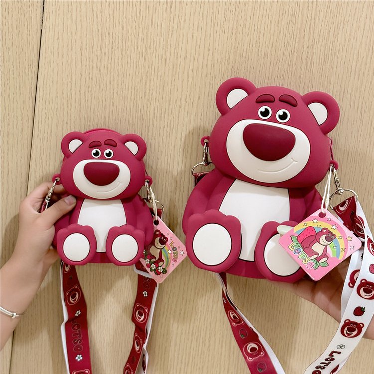 Cartoon cute mini bag 2023 new silicone mobile phone coin purse children's one-shoulder diagonal strawberry bear