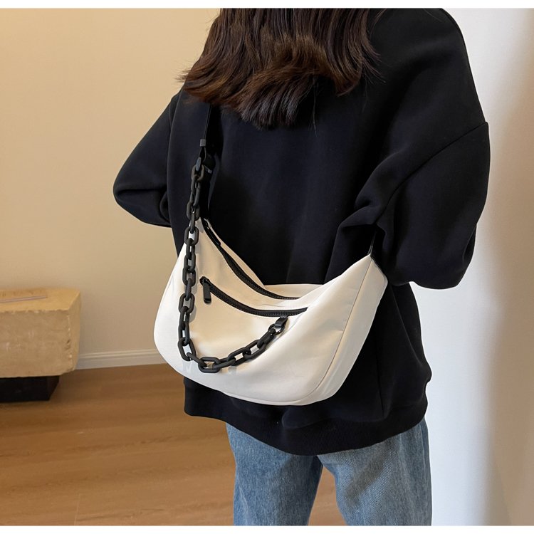 High-end fashionable Oxford cloth sports small bag for women 2024 new trend this year's popular one-shoulder cross-body dumpling bag