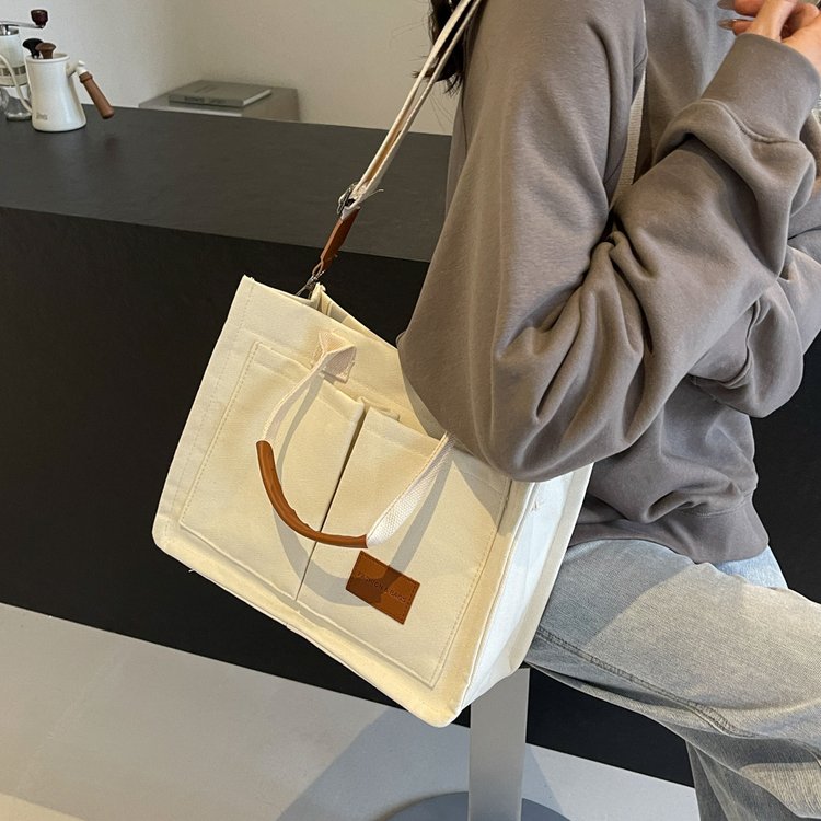Foreign trade women's bags 2024 new fashion simple casual bags trend versatile large capacity commuting texture crossbody bag