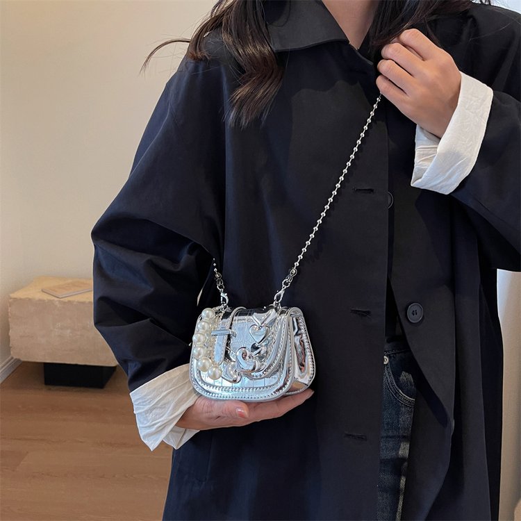 Pearl chain small bag for women 2024 new trendy popular mini bag silver high-end texture niche crossbody bag