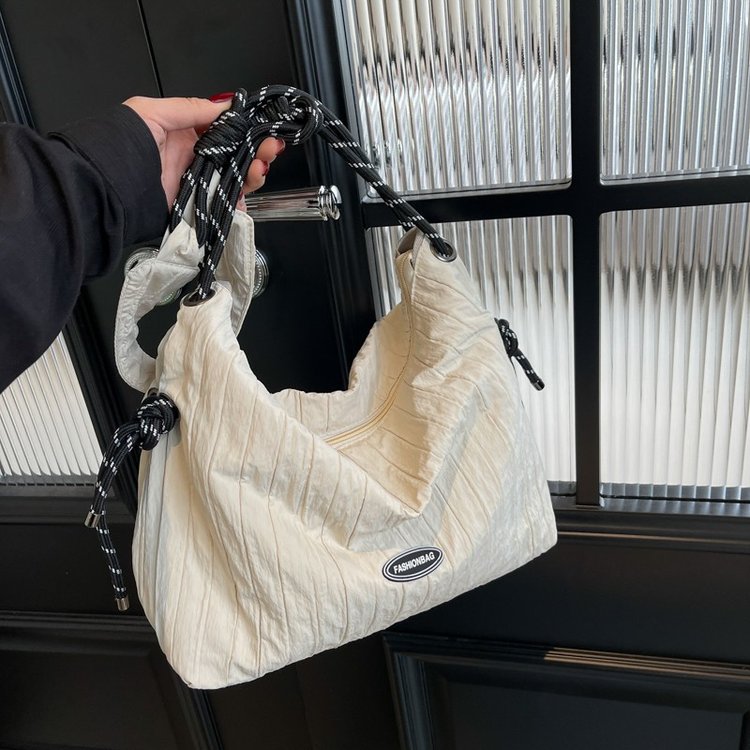 2024 new tote bag for women, large capacity, cross-body, versatile armpit bag, student class commuting shoulder bag, trendy