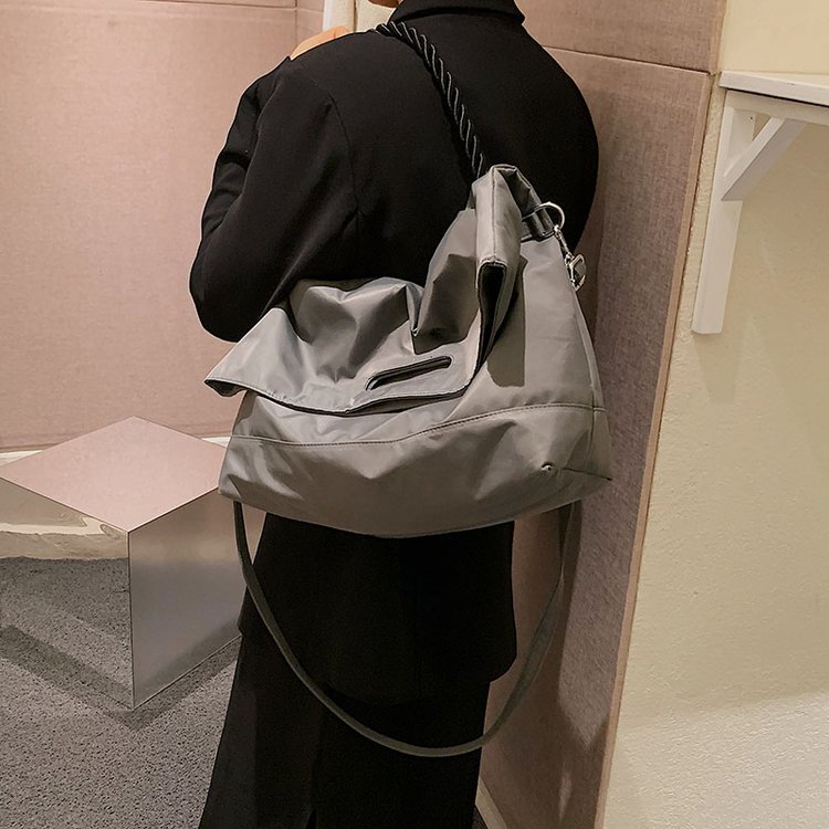 Large-capacity bag women's bag new Oxford cloth crossbody bag autumn and winter ins niche single shoulder underarm tote bag